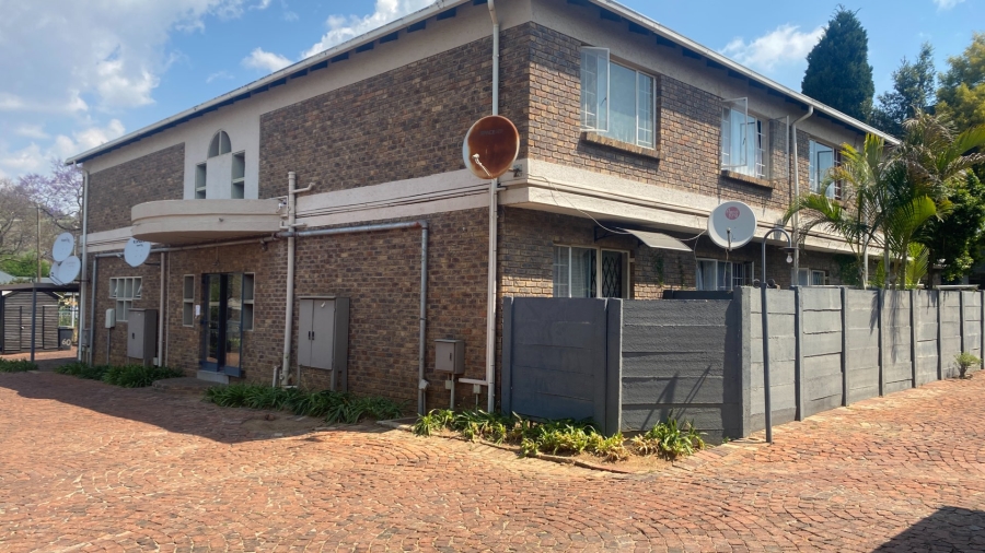 1 Bedroom Property for Sale in Riviera Gauteng