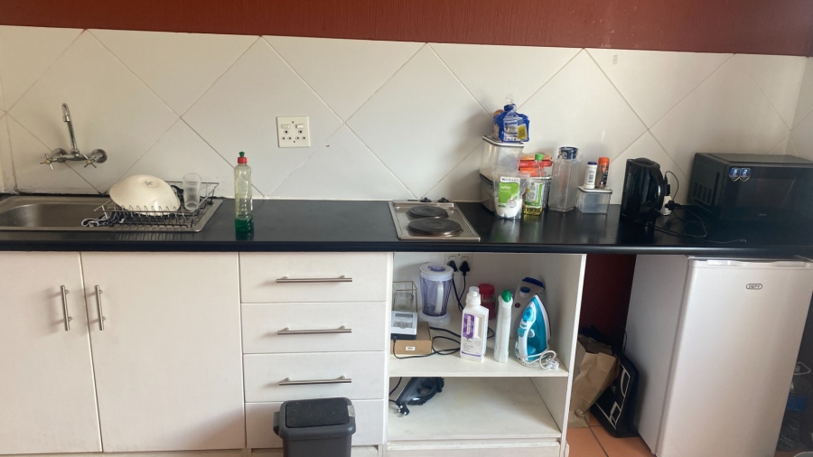 1 Bedroom Property for Sale in Riviera Gauteng