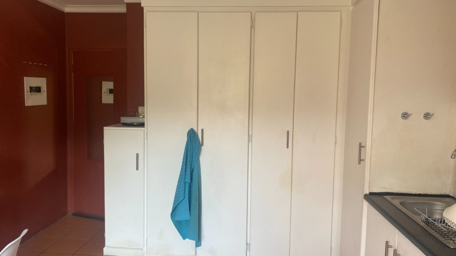 1 Bedroom Property for Sale in Riviera Gauteng