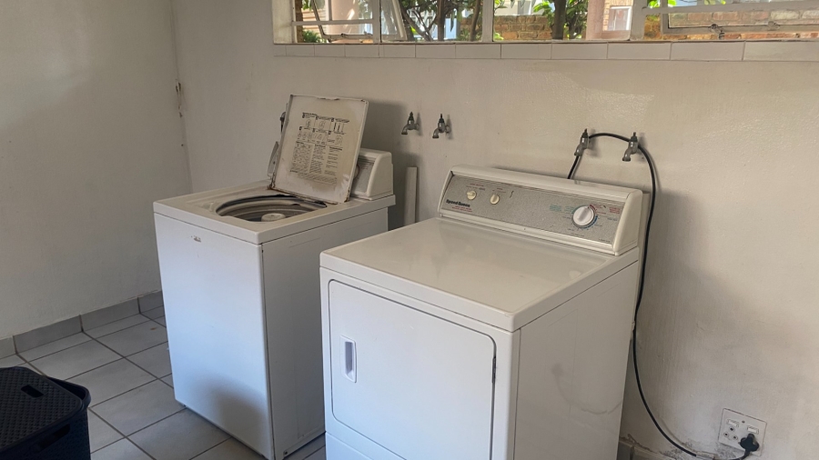 1 Bedroom Property for Sale in Riviera Gauteng