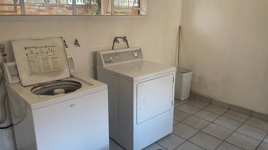1 Bedroom Property for Sale in Riviera Gauteng