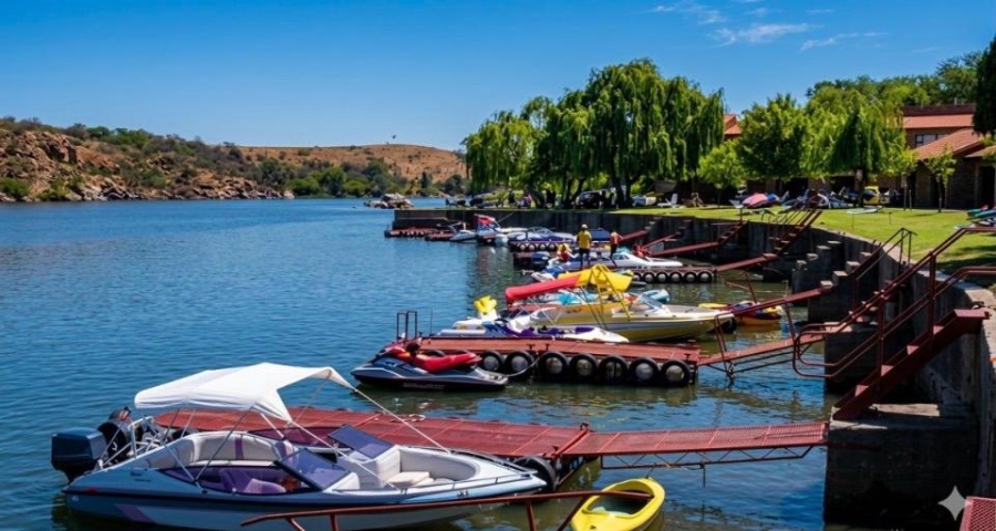  Bedroom Property for Sale in Vaaloewer Gauteng
