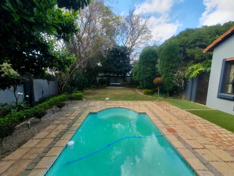 5 Bedroom Property for Sale in Midstream Estate Gauteng