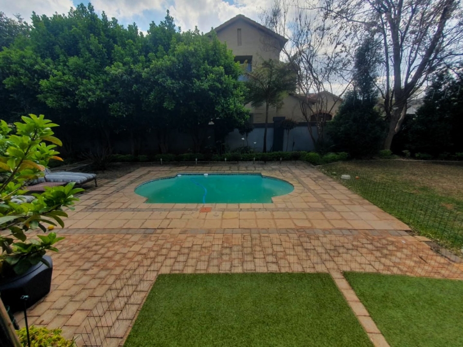 5 Bedroom Property for Sale in Midstream Estate Gauteng