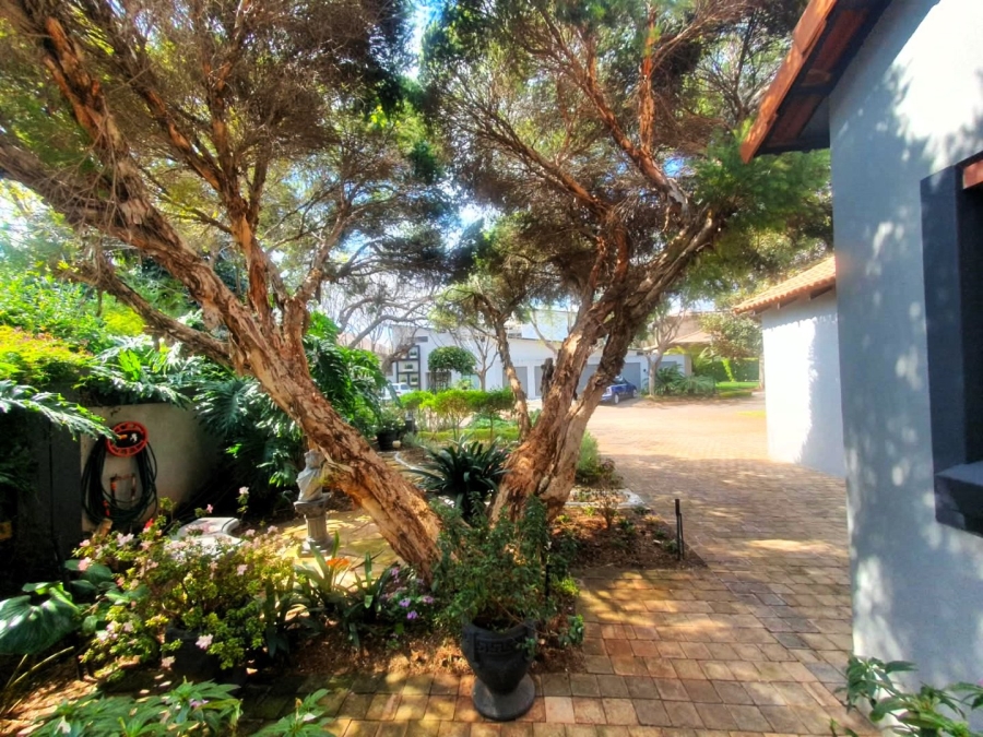 5 Bedroom Property for Sale in Midstream Estate Gauteng
