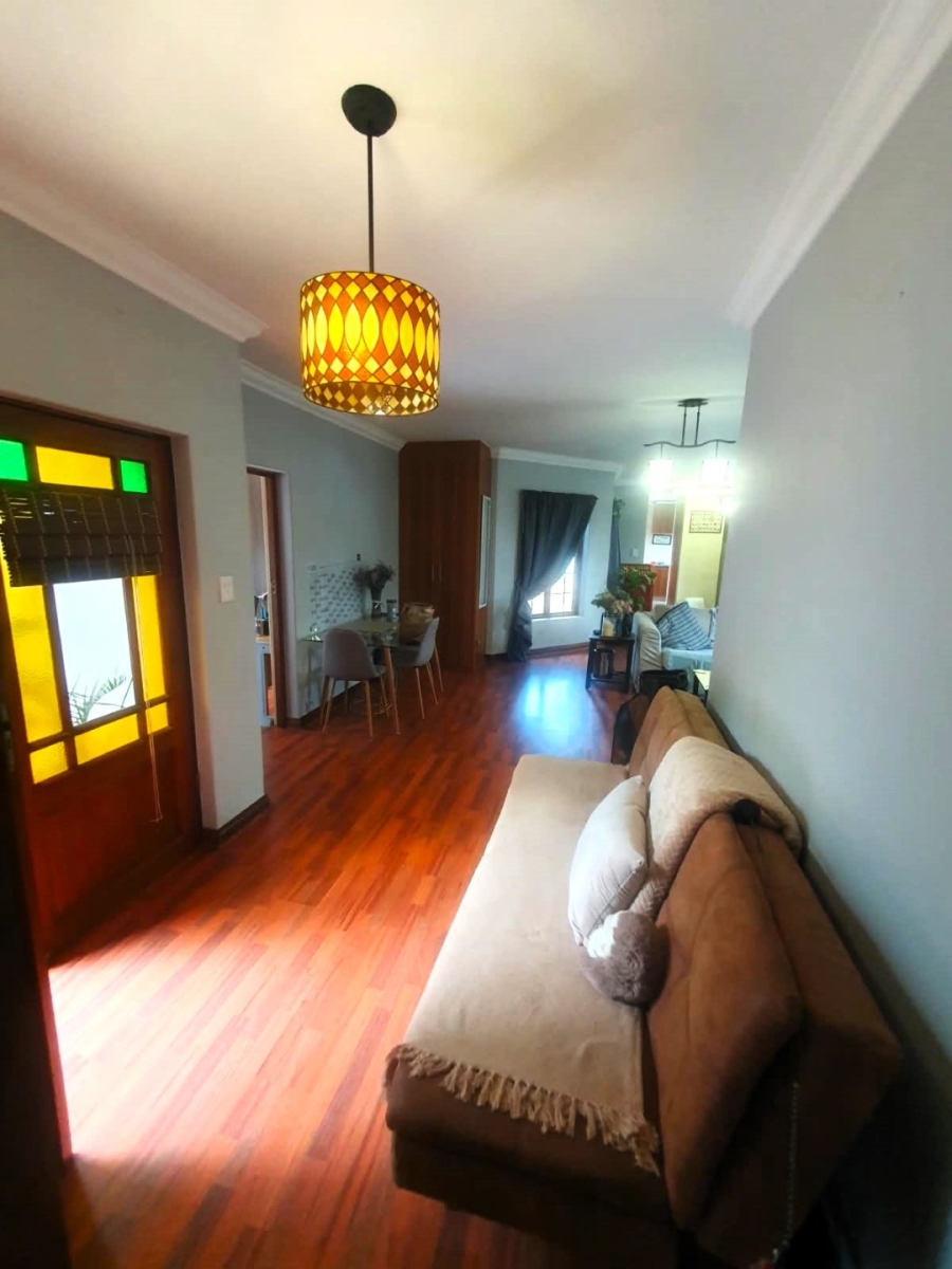 5 Bedroom Property for Sale in Midstream Estate Gauteng