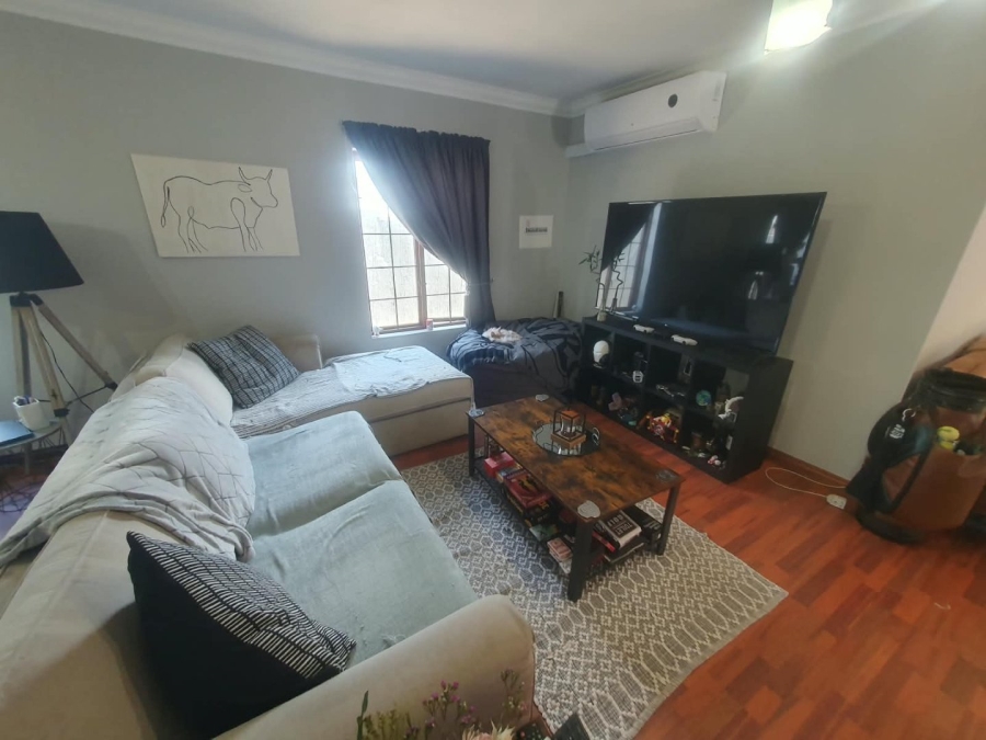 5 Bedroom Property for Sale in Midstream Estate Gauteng