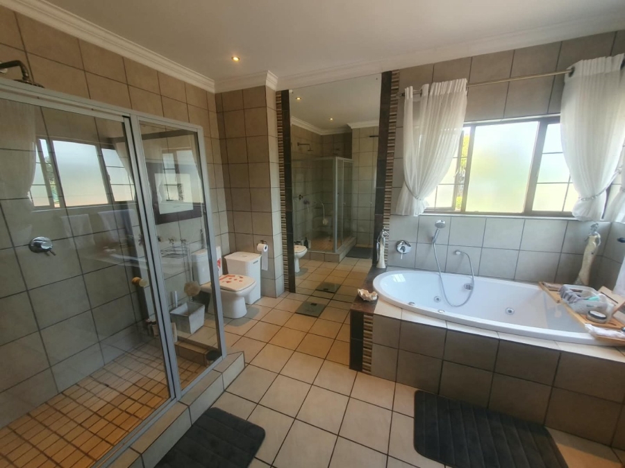5 Bedroom Property for Sale in Midstream Estate Gauteng