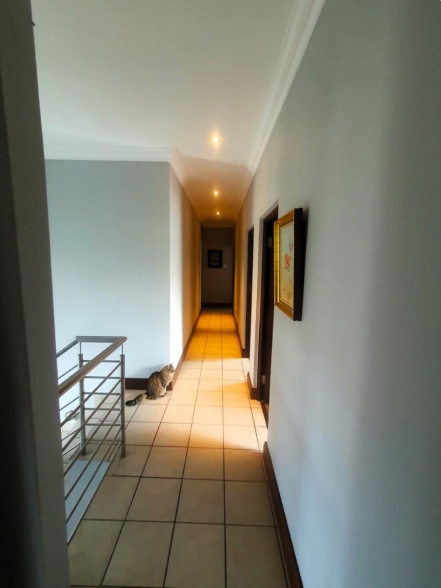 5 Bedroom Property for Sale in Midstream Estate Gauteng
