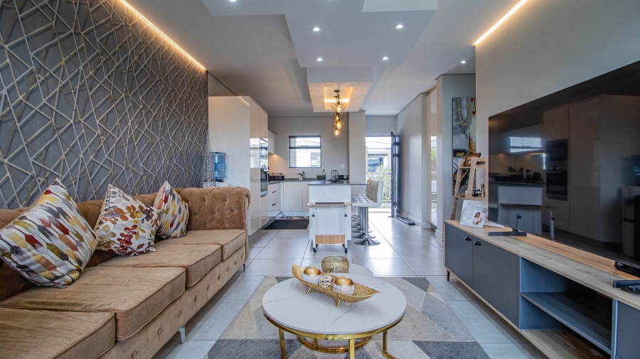 To Let 2 Bedroom Property for Rent in Serengeti Lifestyle Estate Gauteng