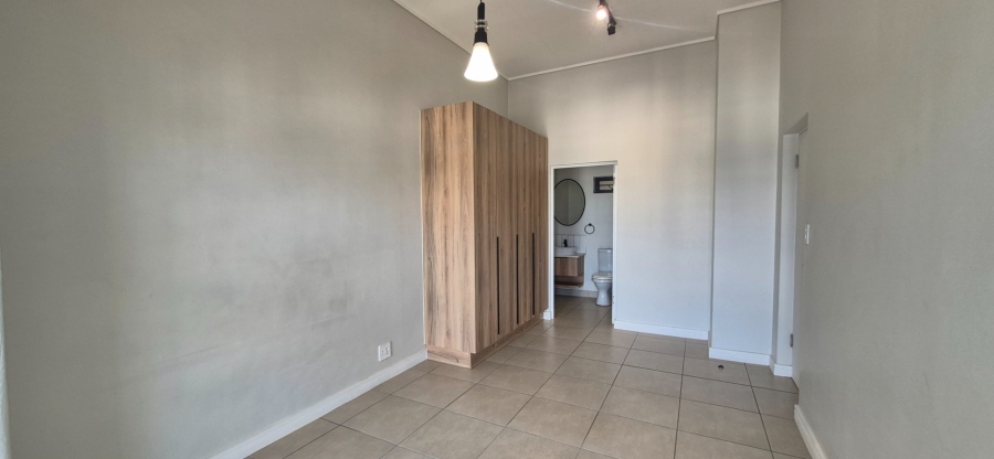 To Let 2 Bedroom Property for Rent in Aspen Hills Gauteng