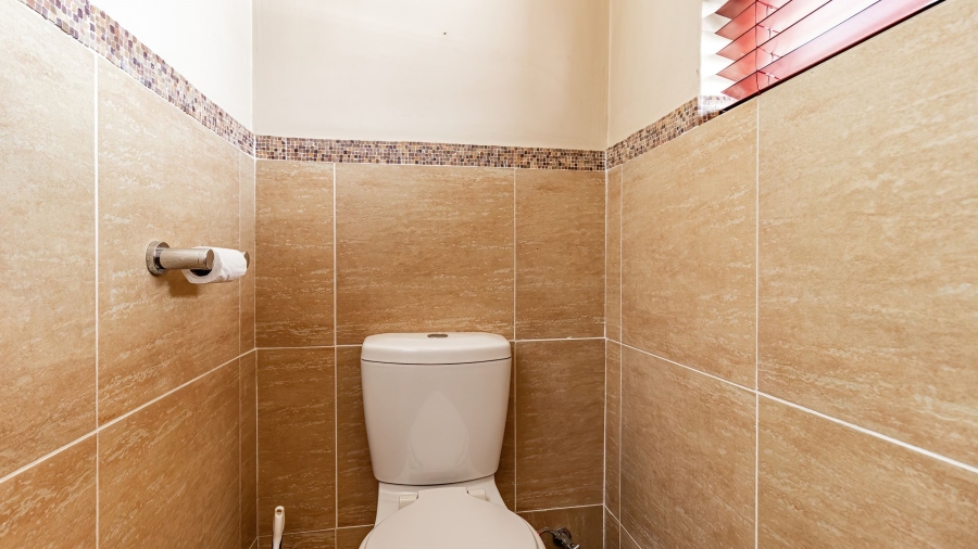 To Let 3 Bedroom Property for Rent in Greenstone Hill Gauteng
