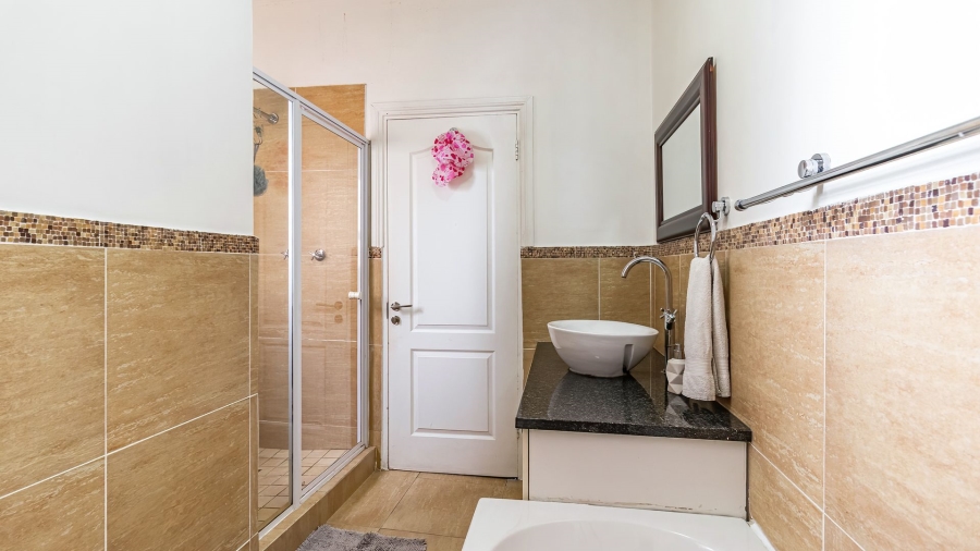 To Let 3 Bedroom Property for Rent in Greenstone Hill Gauteng