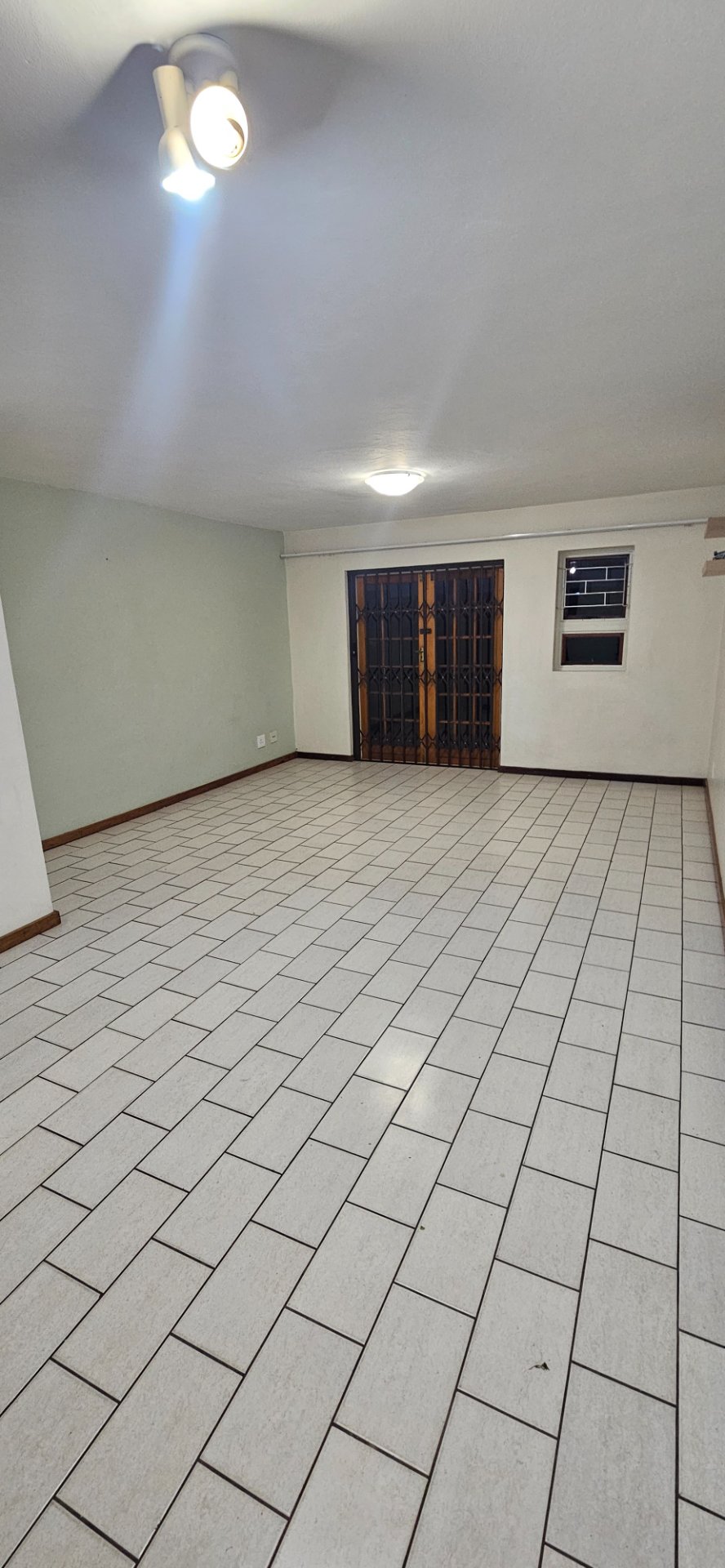 2 Bedroom Property for Sale in Rietfontein SH Gauteng