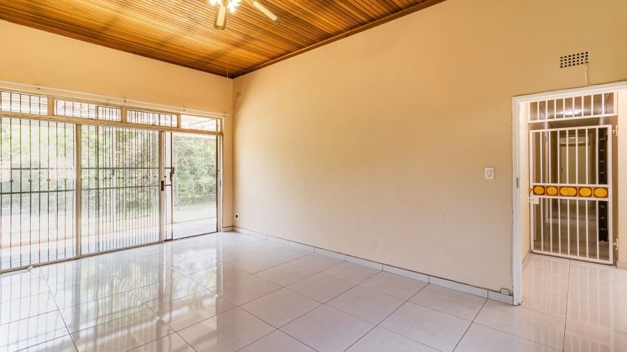 4 Bedroom Property for Sale in Rembrandt Park Gauteng