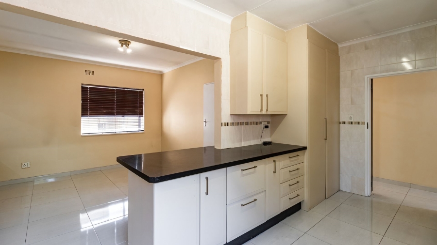4 Bedroom Property for Sale in Rembrandt Park Gauteng
