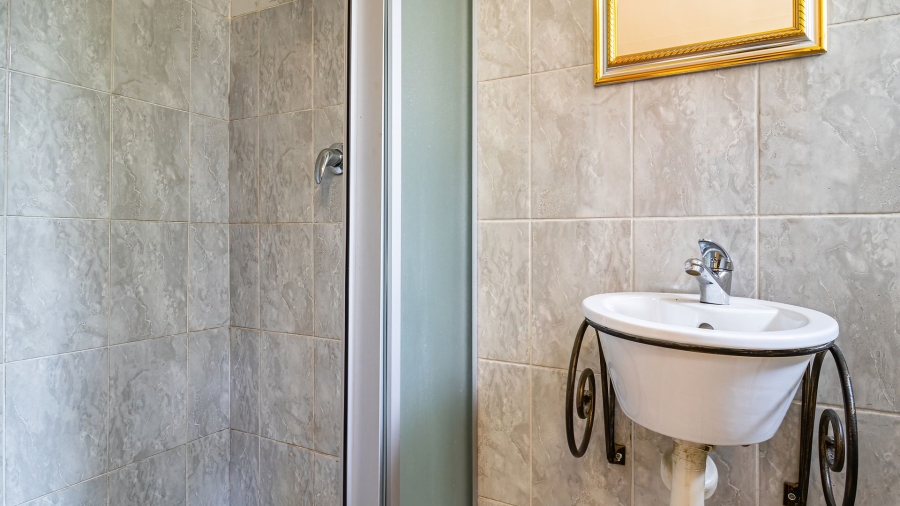 4 Bedroom Property for Sale in Rembrandt Park Gauteng