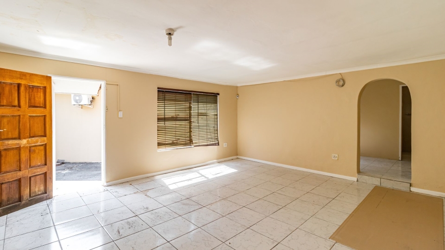 4 Bedroom Property for Sale in Rembrandt Park Gauteng