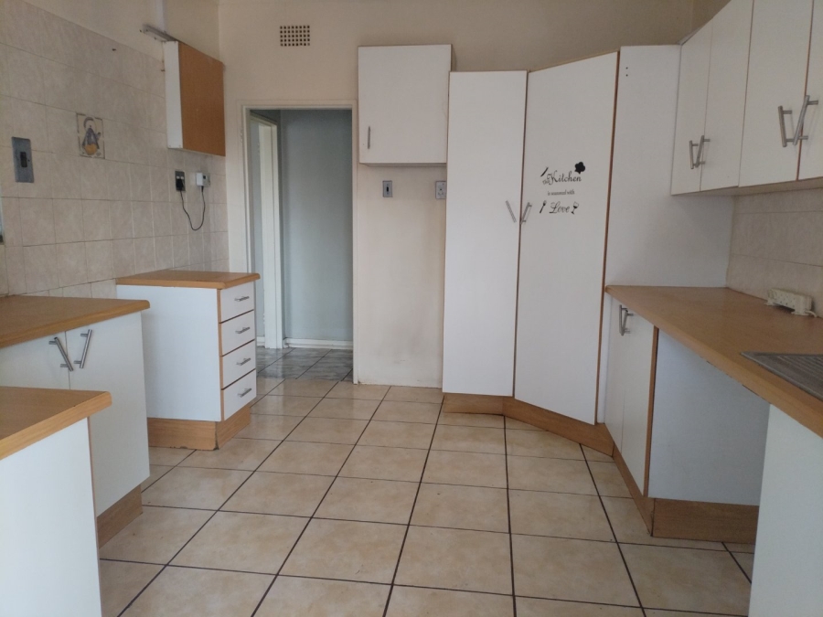 3 Bedroom Property for Sale in Casseldale Gauteng
