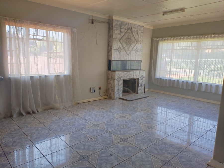 3 Bedroom Property for Sale in Casseldale Gauteng
