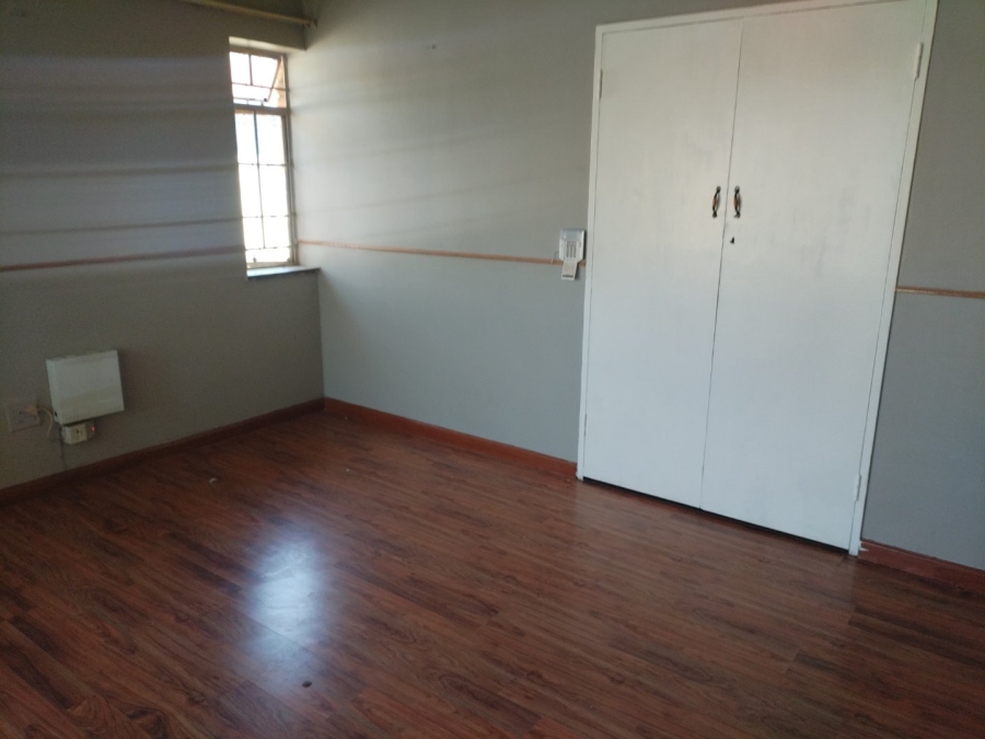 3 Bedroom Property for Sale in Casseldale Gauteng