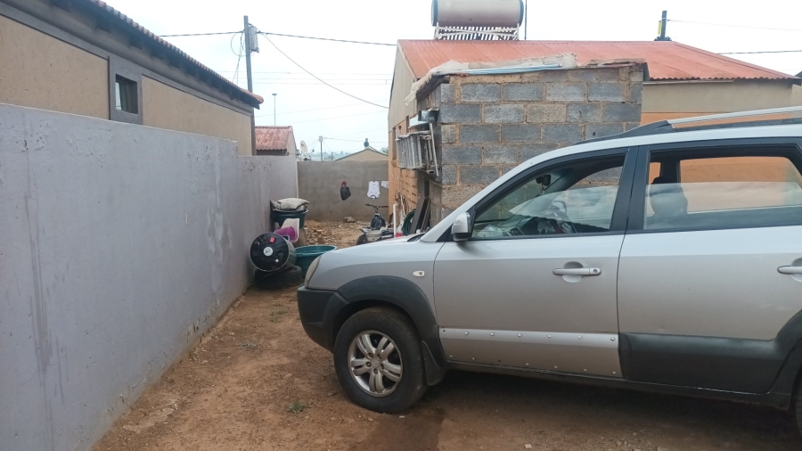 2 Bedroom Property for Sale in Greenfields Gauteng