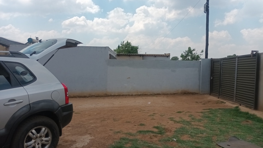 2 Bedroom Property for Sale in Greenfields Gauteng