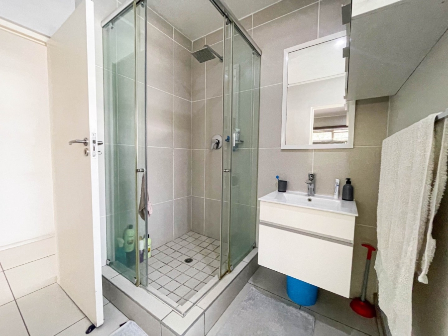 To Let 1 Bedroom Property for Rent in Edenburg Gauteng