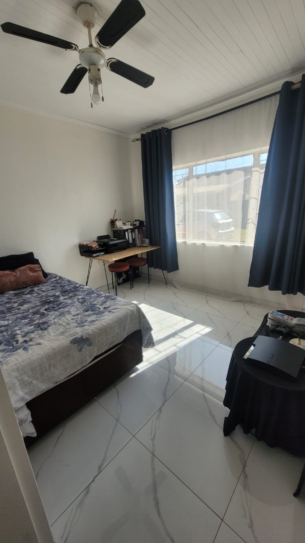 4 Bedroom Property for Sale in Jan Niemand Park Gauteng