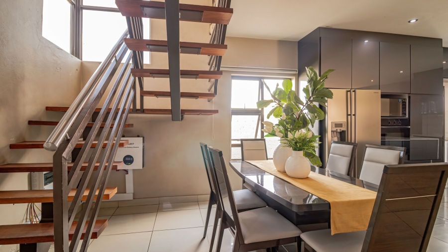 5 Bedroom Property for Sale in Alveda Gauteng