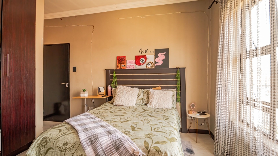 5 Bedroom Property for Sale in Alveda Gauteng