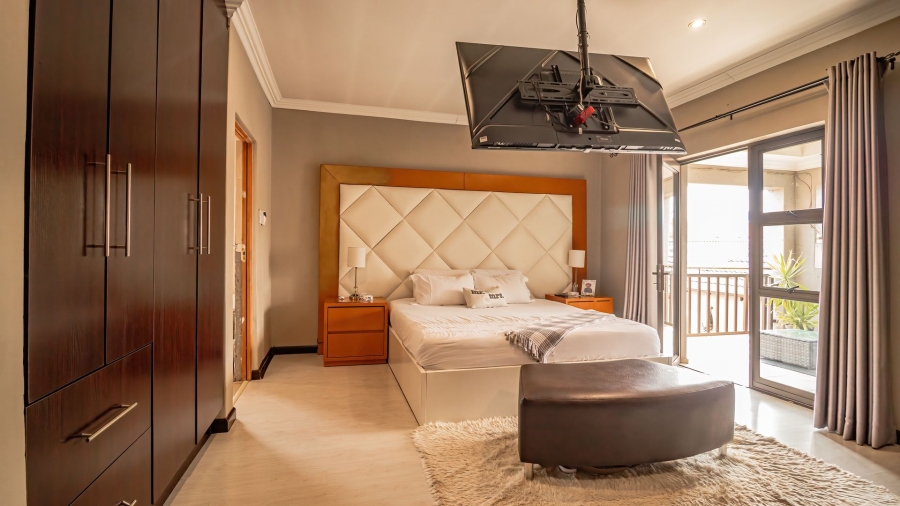 5 Bedroom Property for Sale in Alveda Gauteng