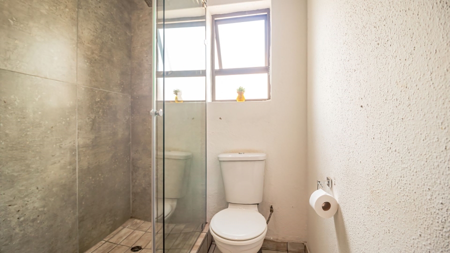 5 Bedroom Property for Sale in Alveda Gauteng