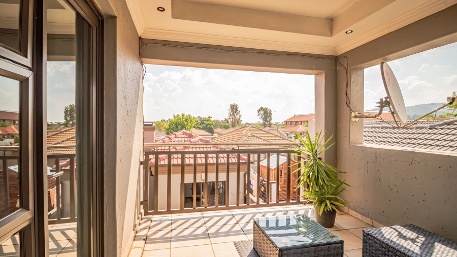 5 Bedroom Property for Sale in Alveda Gauteng