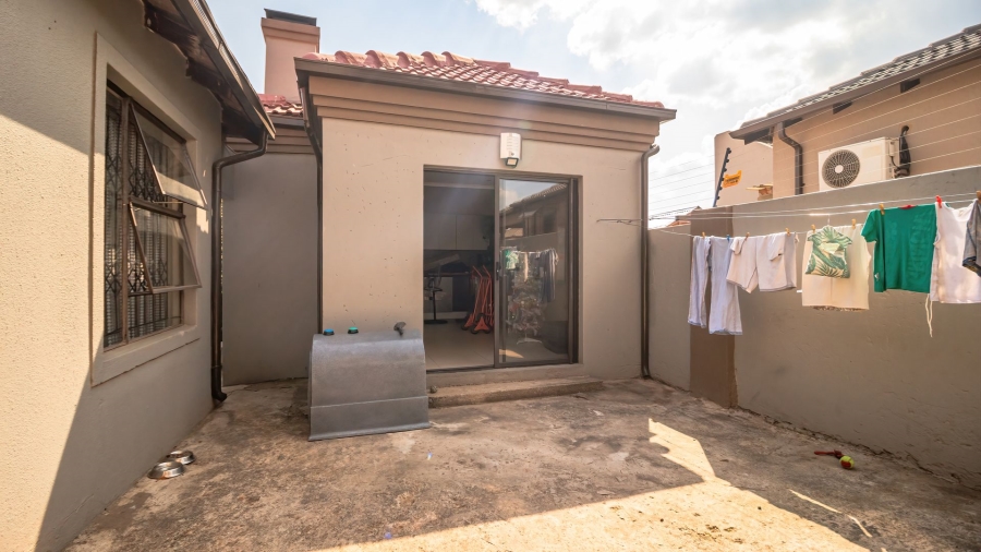 5 Bedroom Property for Sale in Alveda Gauteng