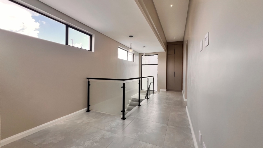 4 Bedroom Property for Sale in Fountainbrook Estate Gauteng