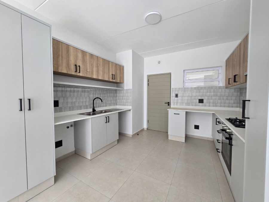 2 Bedroom Property for Sale in Magaliessig Gauteng