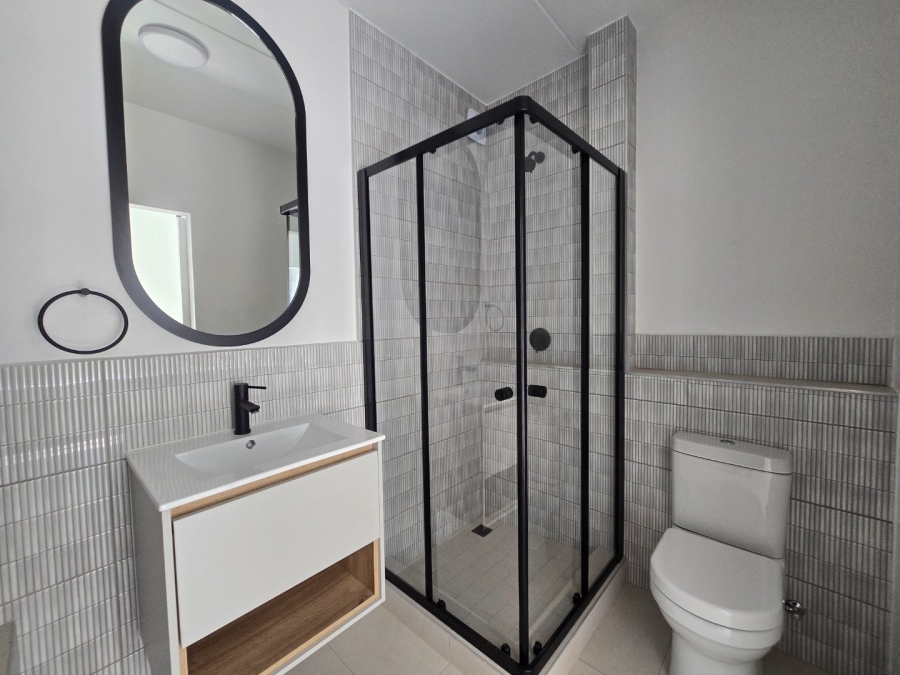 2 Bedroom Property for Sale in Magaliessig Gauteng