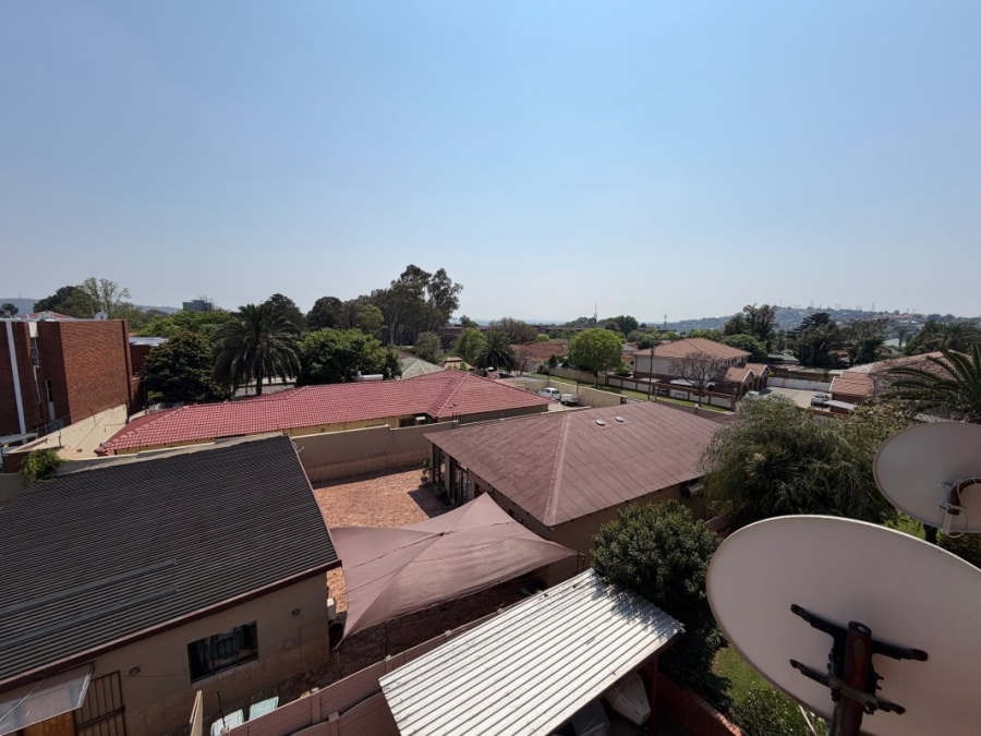 2 Bedroom Property for Sale in Malvern East Gauteng