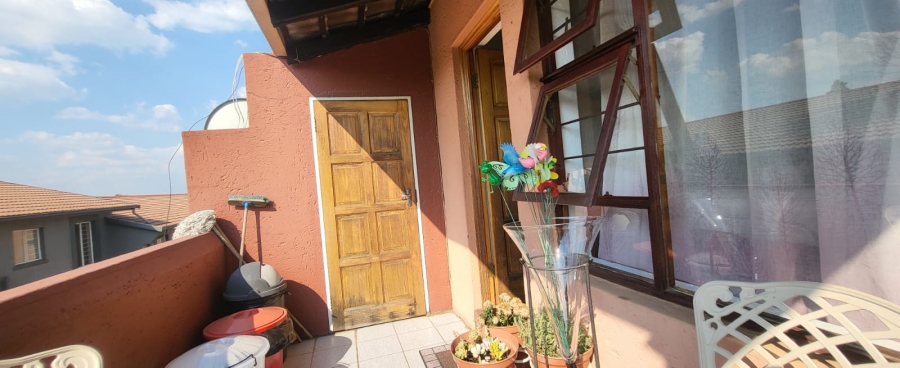 2 Bedroom Property for Sale in Ferndale Gauteng