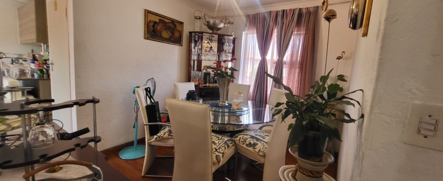 2 Bedroom Property for Sale in Ferndale Gauteng