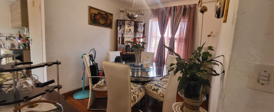 2 Bedroom Property for Sale in Ferndale Gauteng