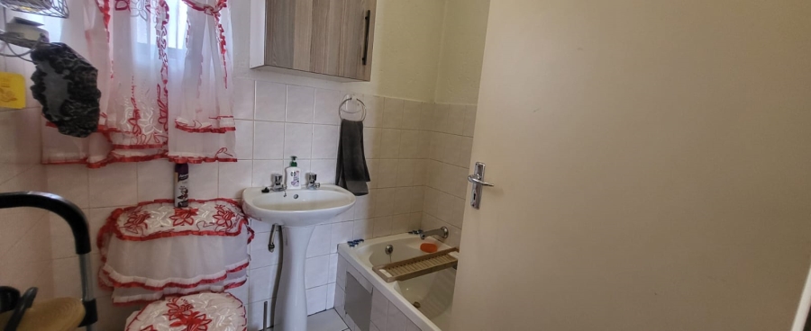 2 Bedroom Property for Sale in Ferndale Gauteng