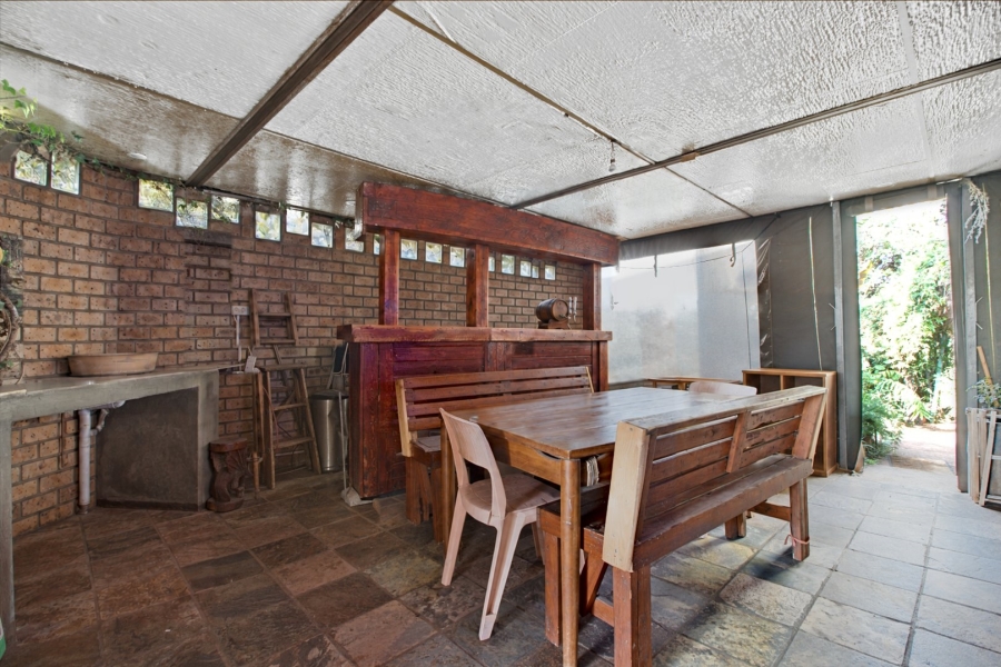 2 Bedroom Property for Sale in La Montagne Gauteng