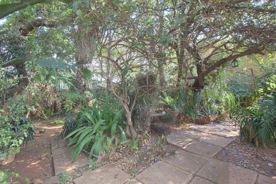 2 Bedroom Property for Sale in La Montagne Gauteng