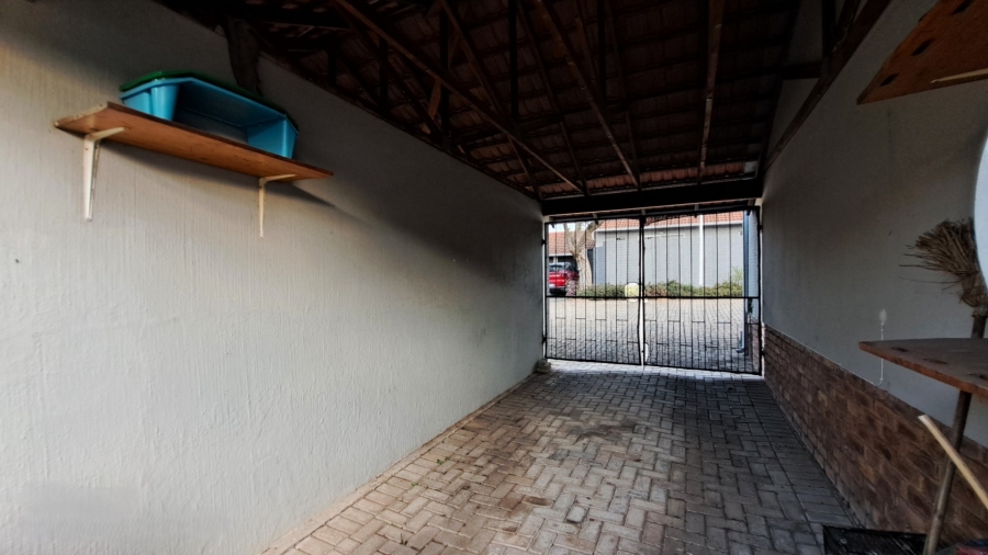 2 Bedroom Property for Sale in Northwold Gauteng