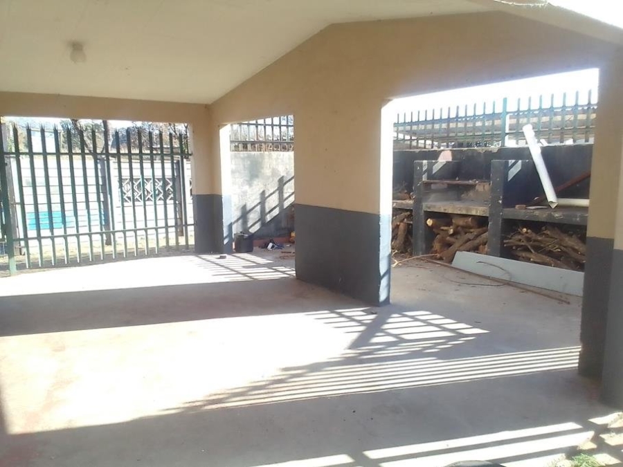  Bedroom Property for Sale in Florida Gauteng