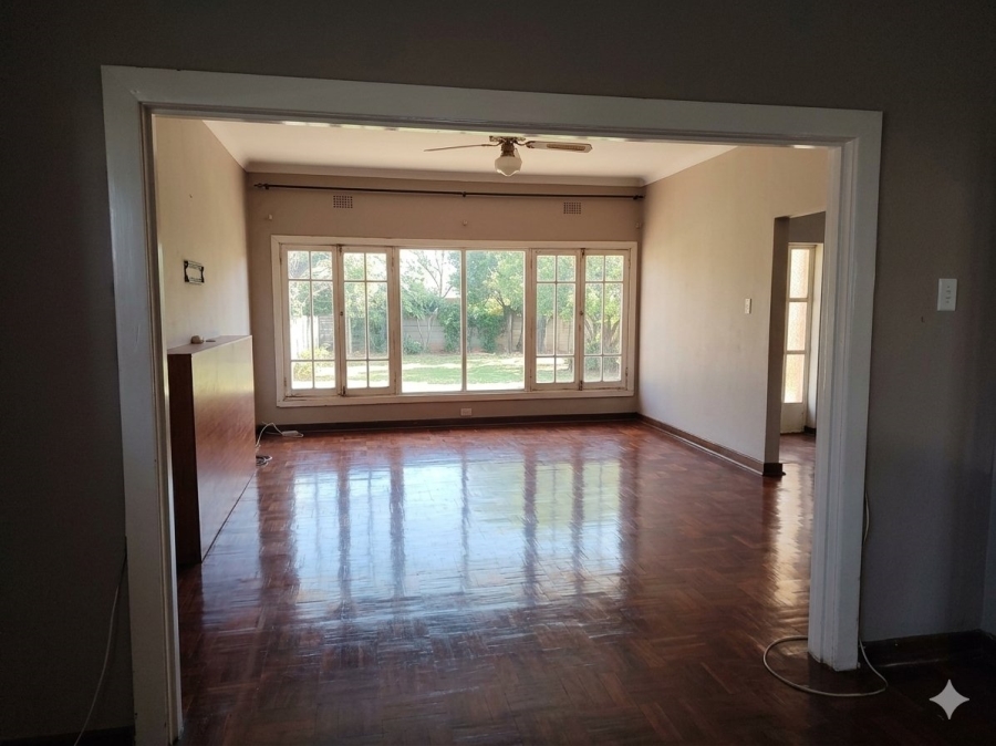 4 Bedroom Property for Sale in Sunnyridge Gauteng