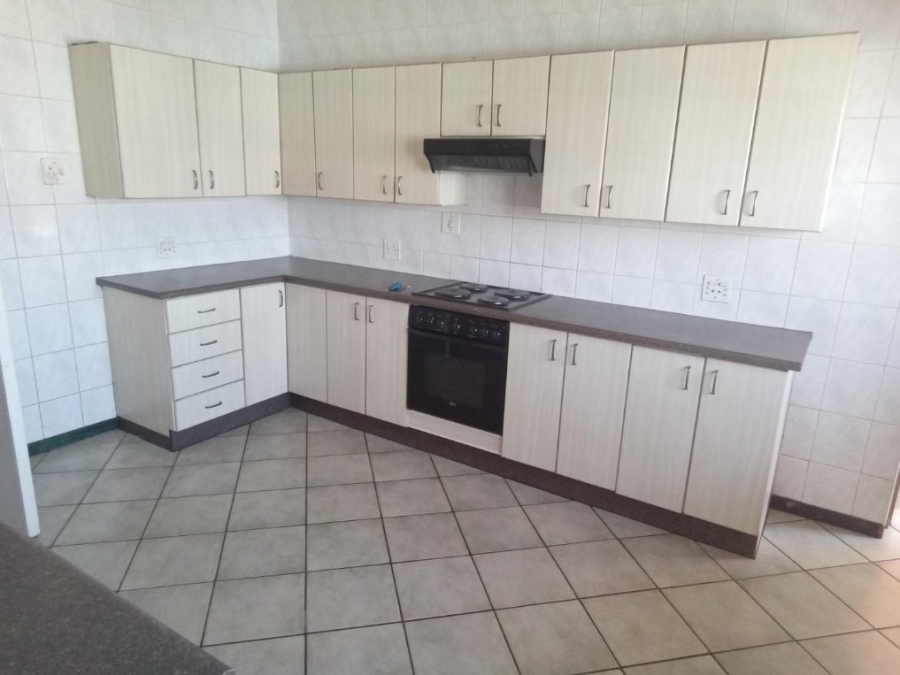 4 Bedroom Property for Sale in Sunnyridge Gauteng