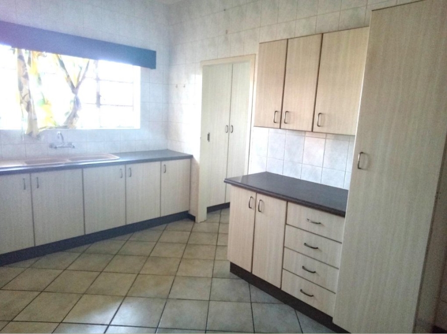 4 Bedroom Property for Sale in Sunnyridge Gauteng